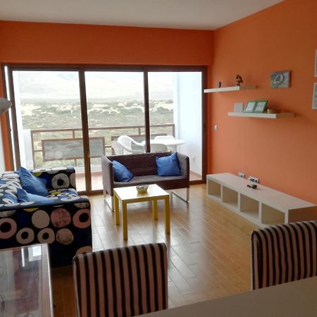 Surfhouse Hostel Famara Teguise  Zewnętrze zdjęcie