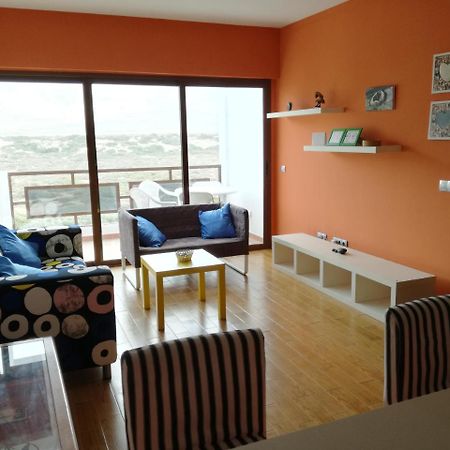 Surfhouse Hostel Famara Teguise  Zewnętrze zdjęcie