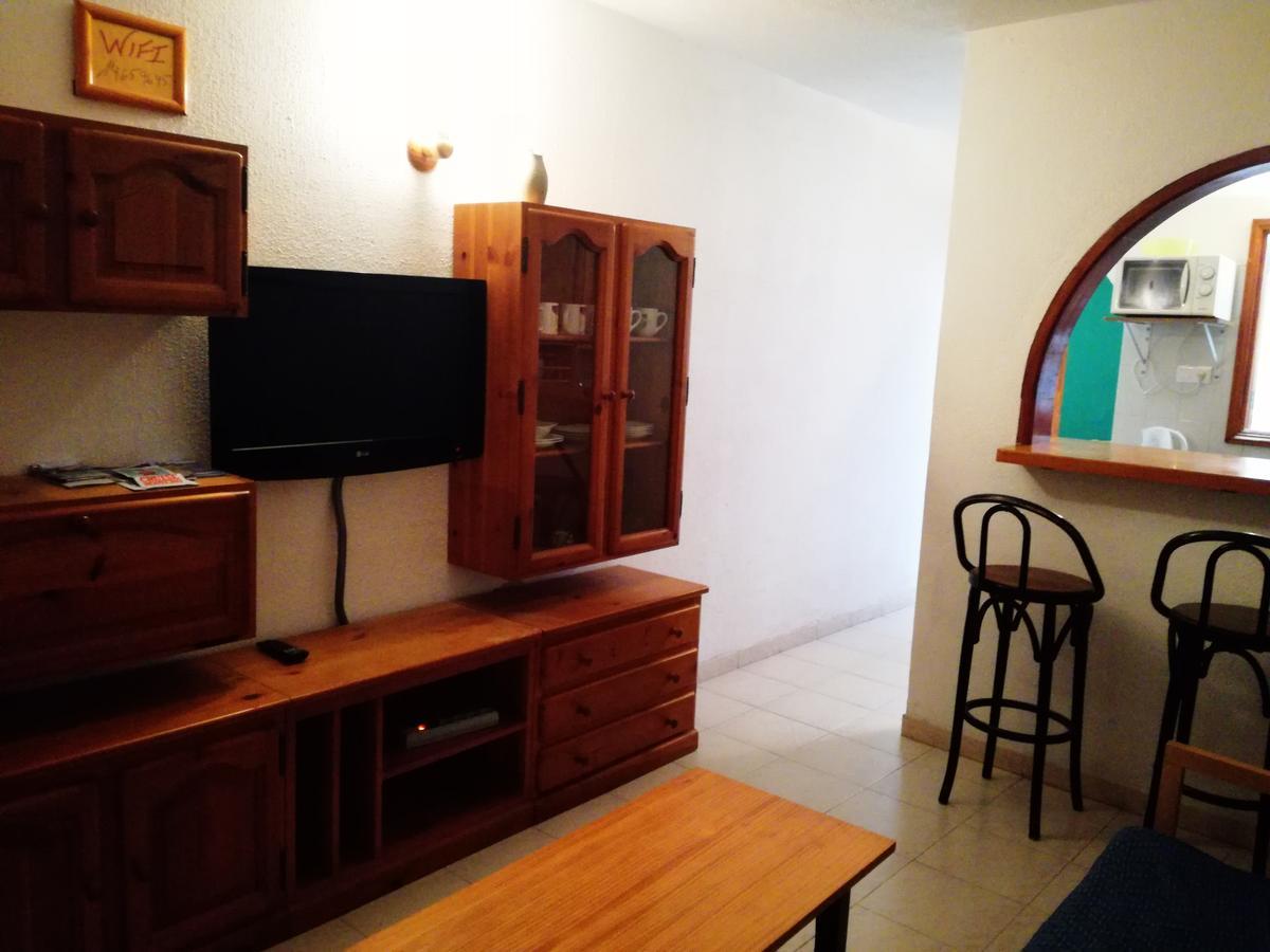 Surfhouse Hostel Famara Teguise  Zewnętrze zdjęcie