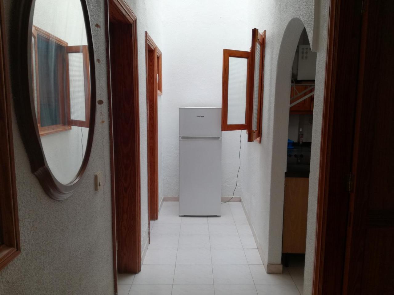 Surfhouse Hostel Famara Teguise  Zewnętrze zdjęcie