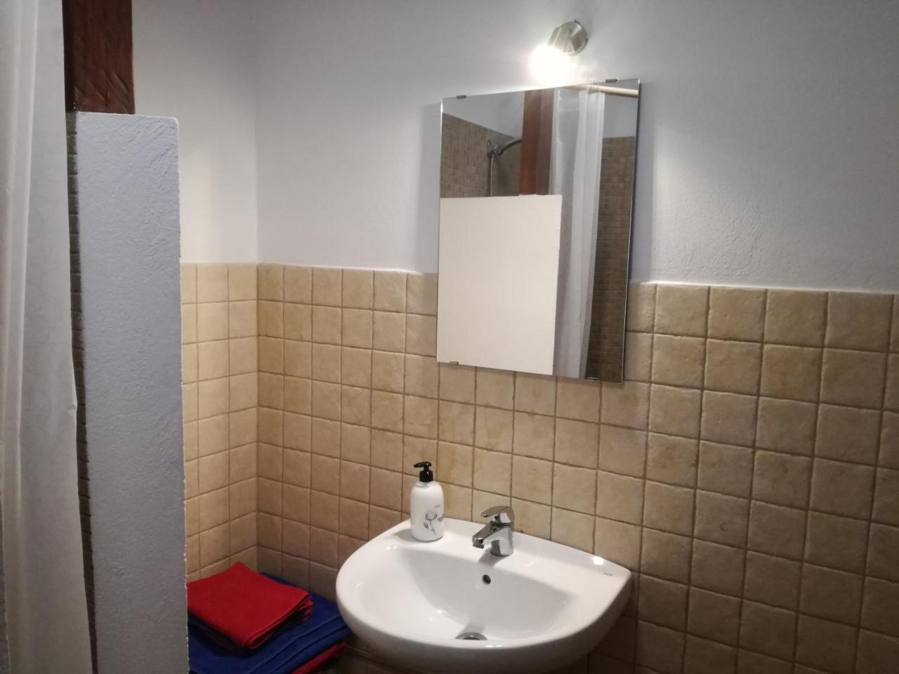 Surfhouse Hostel Famara Teguise  Zewnętrze zdjęcie