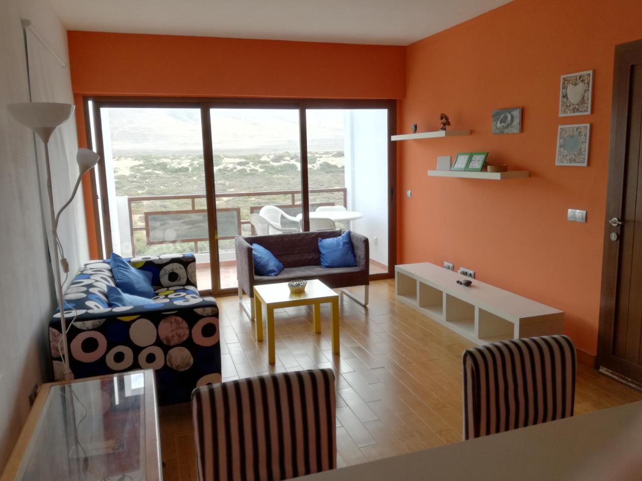 Surfhouse Hostel Famara Teguise  Zewnętrze zdjęcie